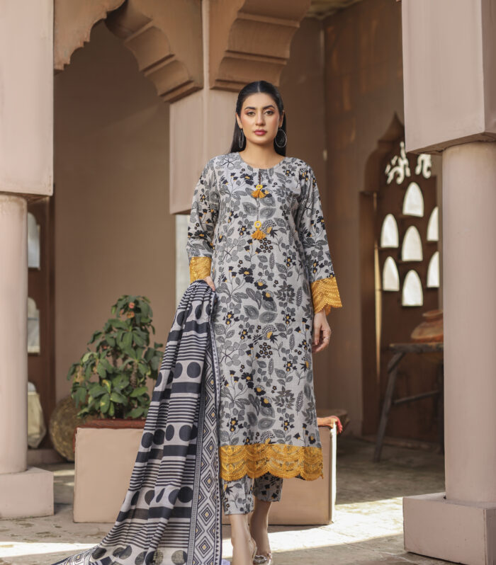 3 piece Khaddar Suit-Embroidered (Pret)